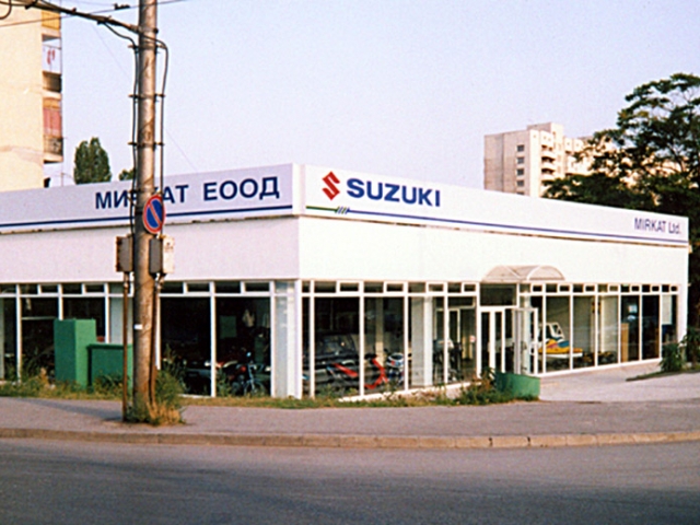 suz001